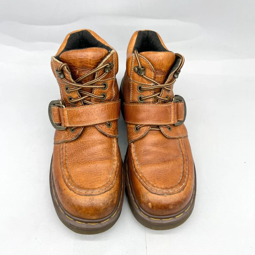 VTG Dr Martens 9444 Mens 9/ 10 Brown Leather Buckle Strap Moc Toe Boots MIE Y2K